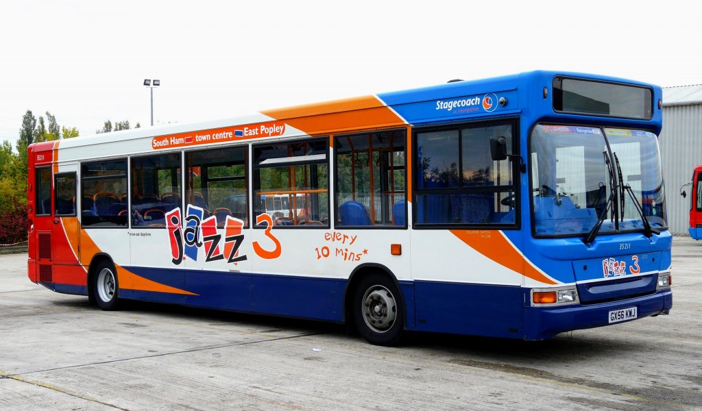 An example of the old 'Jazz' route branding used in Basingstoke